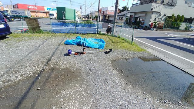 埼玉県熊谷市,深谷市,行田市,の便利屋,不用品の回収,剪定,クリーニング,補修,作業を行っています。熊谷市で駐車場の草刈りのお仕事。