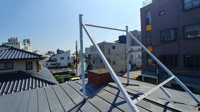 埼玉県熊谷市,深谷市,行田市,の便利屋,不用品の回収,剪定,クリーニング,補修,作業を行っています。埼玉県熊谷市でビルに設置された古い看板の撤去のお仕事。