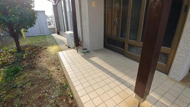 埼玉県熊谷市,深谷市,行田市,の街の便利屋さん（リサイクル妻沼）は、相談・見積無料なので、いつでもお気軽にお電話ください。幅広に困りごとの解決に全力で取り組ませて頂きます。深谷市で玄関ポーチの柱の交換のお仕事。