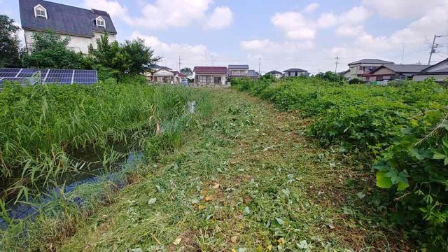 埼玉県熊谷市,深谷市,行田市,東松山市の街の便利屋さん（リサイクル妻沼）は、相談・見積無料なので、いつでもお気軽にお電話ください。幅広に困りごとの解決に全力で取り組ませて頂きます。熊谷市で草刈りのお仕事。